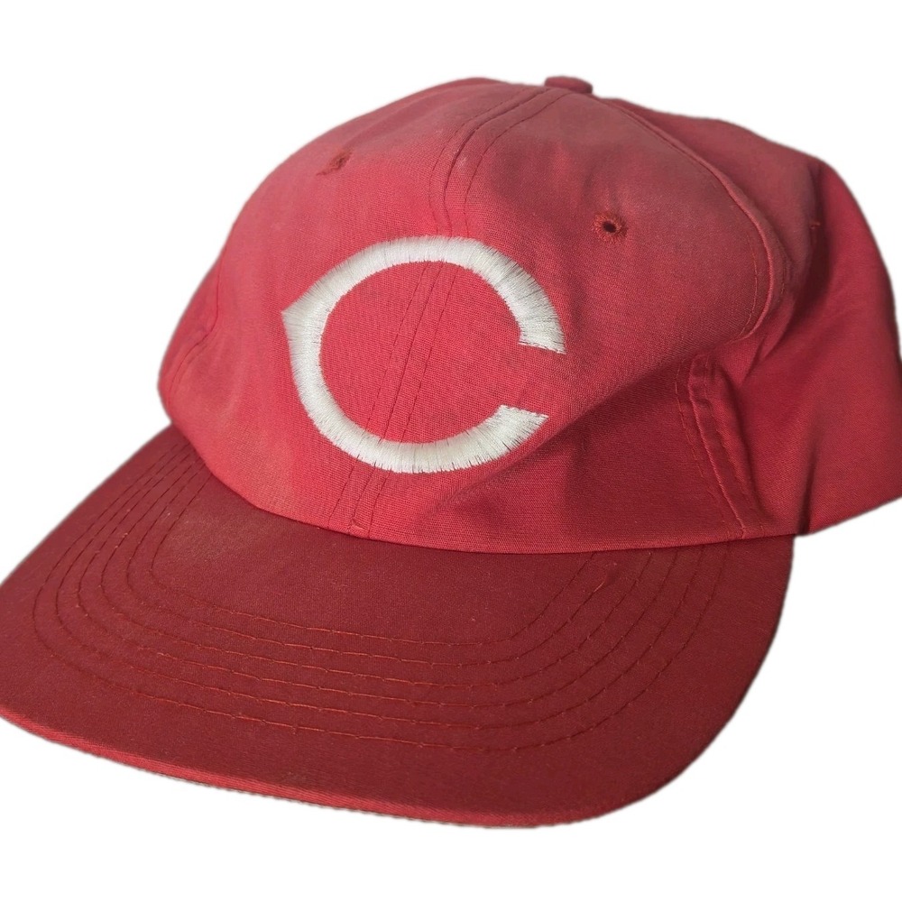 Vintage 90s Cincinnati Reds Snapback Hat MLB Red White Baseball Cap